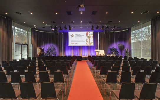 Saal Panorama Kinobestuhlung | © Die Fotografen Saal Panorama Kinobestuhlung | © Die Fotografen