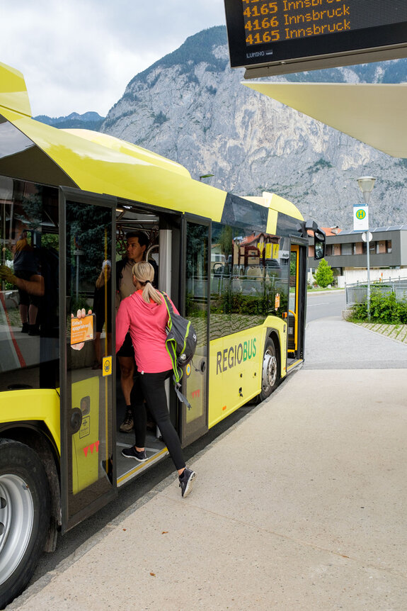 Öffentliche Anreise mit dem Bus | © Tirol Werbung / Herbig Hans