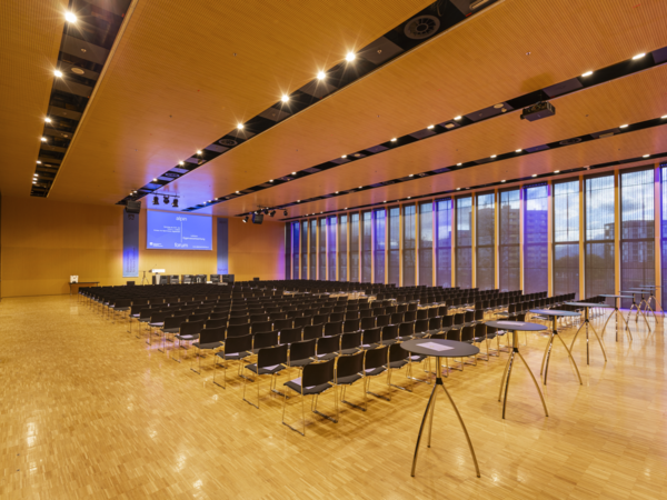 Forum2 mit Reihenbestuhlung | © Die Fotografen Forum2 mit Reihenbestuhlung | © Die Fotografen